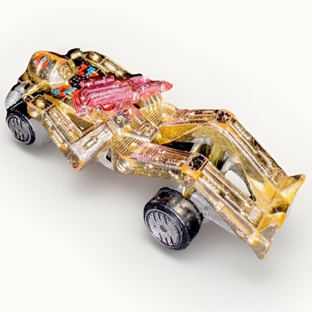 Hot Wheels Zombot Vintage 1986 Robot Diecast Car Gold Pink Weapon 1/64 Scale‎